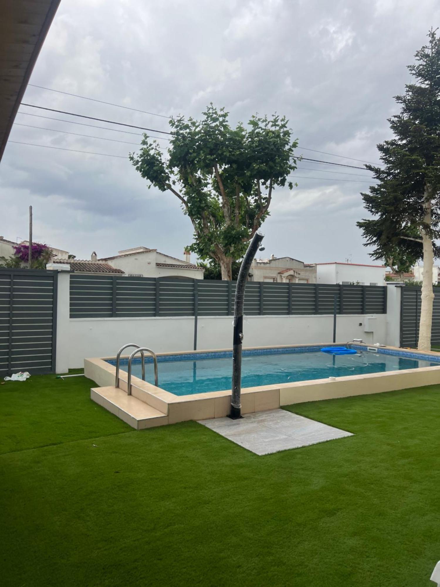 Requesens Playa Apartamento Empuriabrava Exterior foto