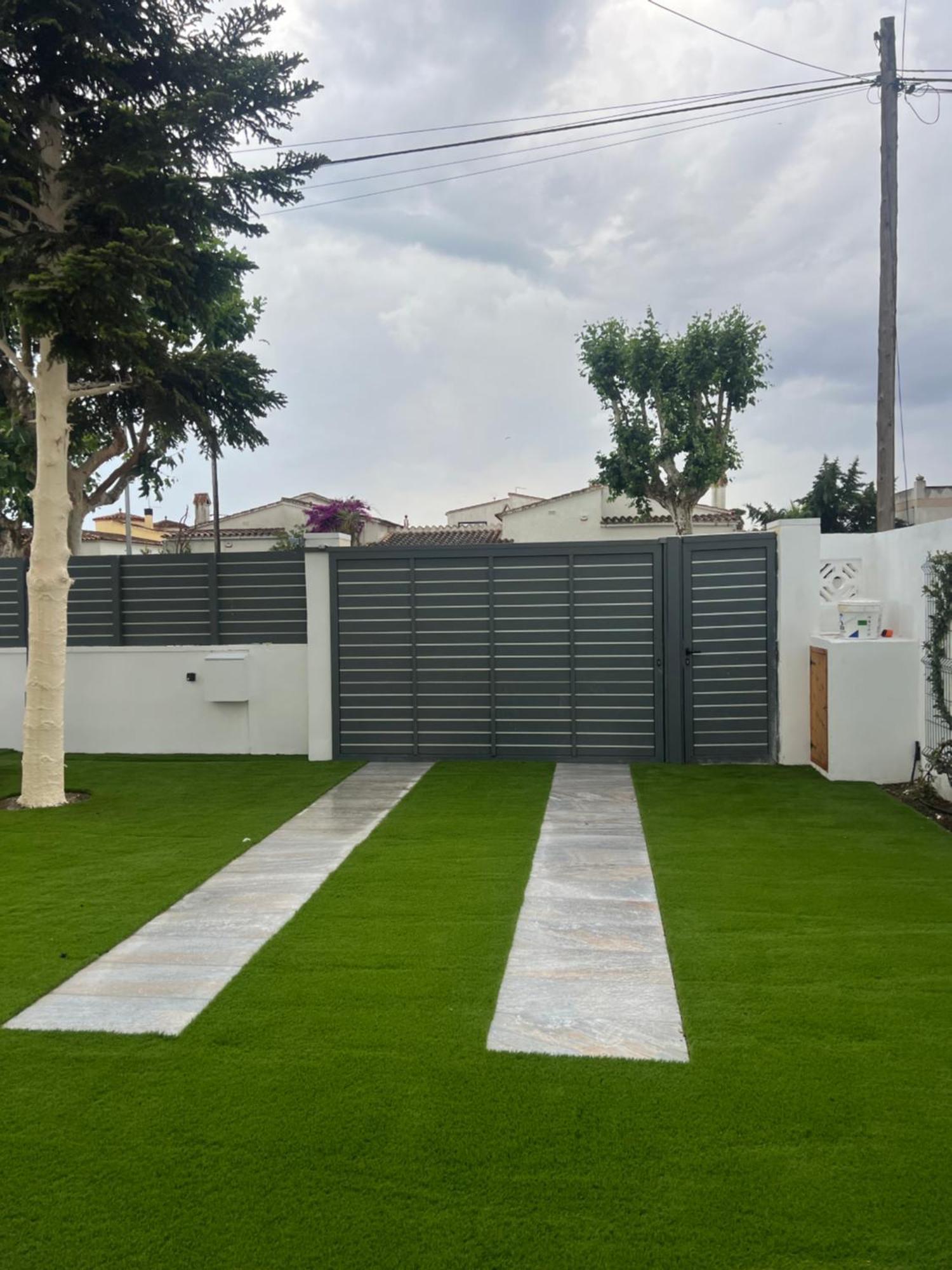 Requesens Playa Apartamento Empuriabrava Exterior foto