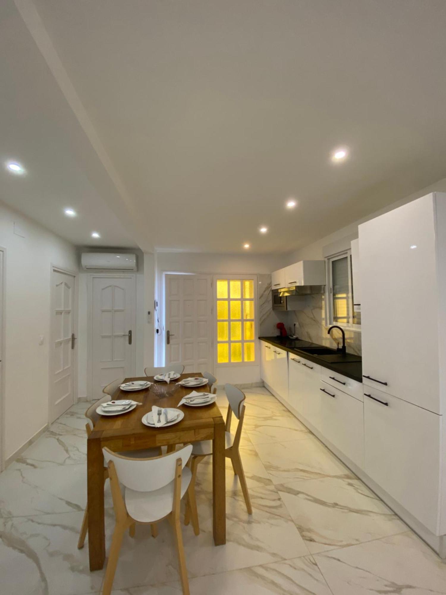 Requesens Playa Apartamento Empuriabrava Exterior foto