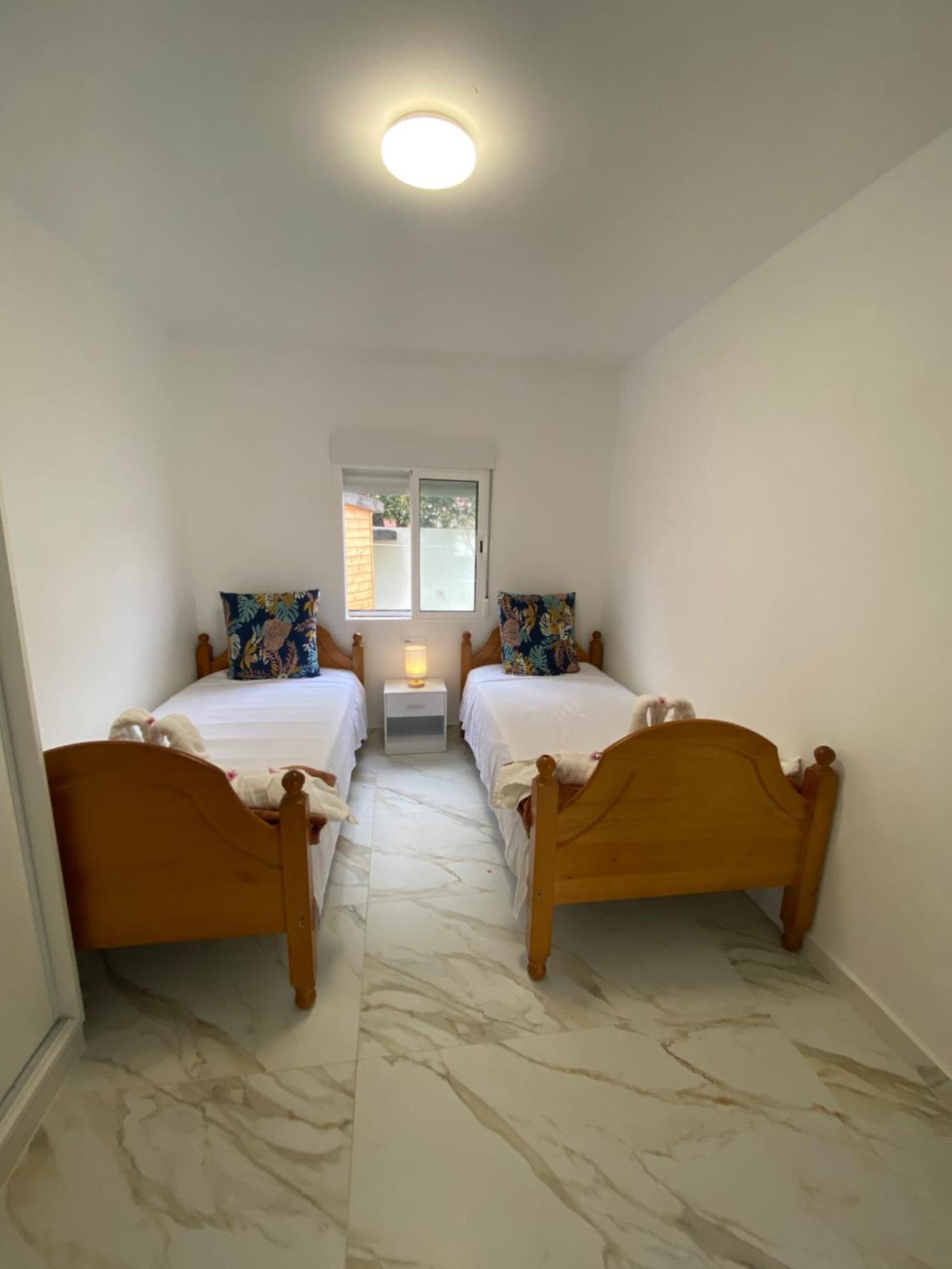 Requesens Playa Apartamento Empuriabrava Exterior foto