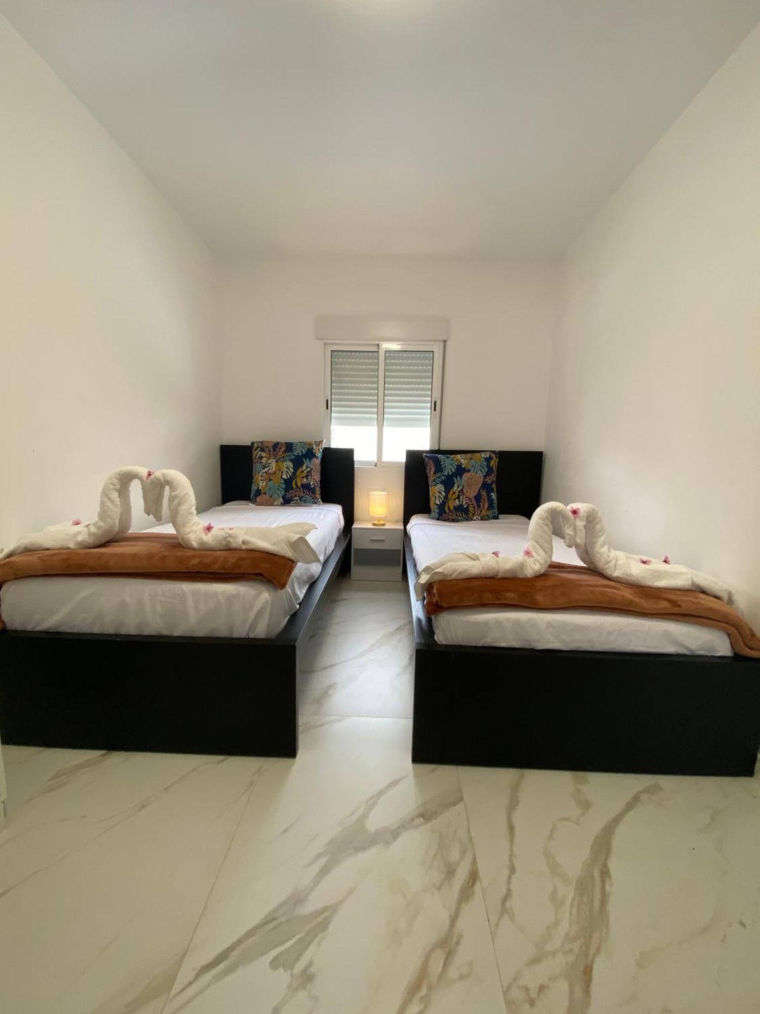 Requesens Playa Apartamento Empuriabrava Exterior foto